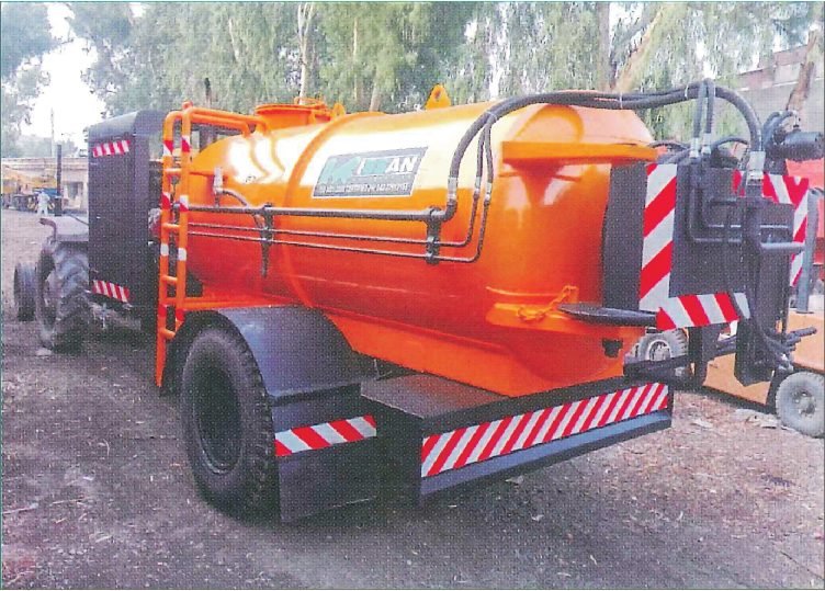 Sewer Jetting Truck view 3